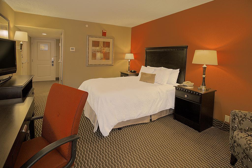 Hampton Inn Asheville - Biltmore Area Eksteriør bilde