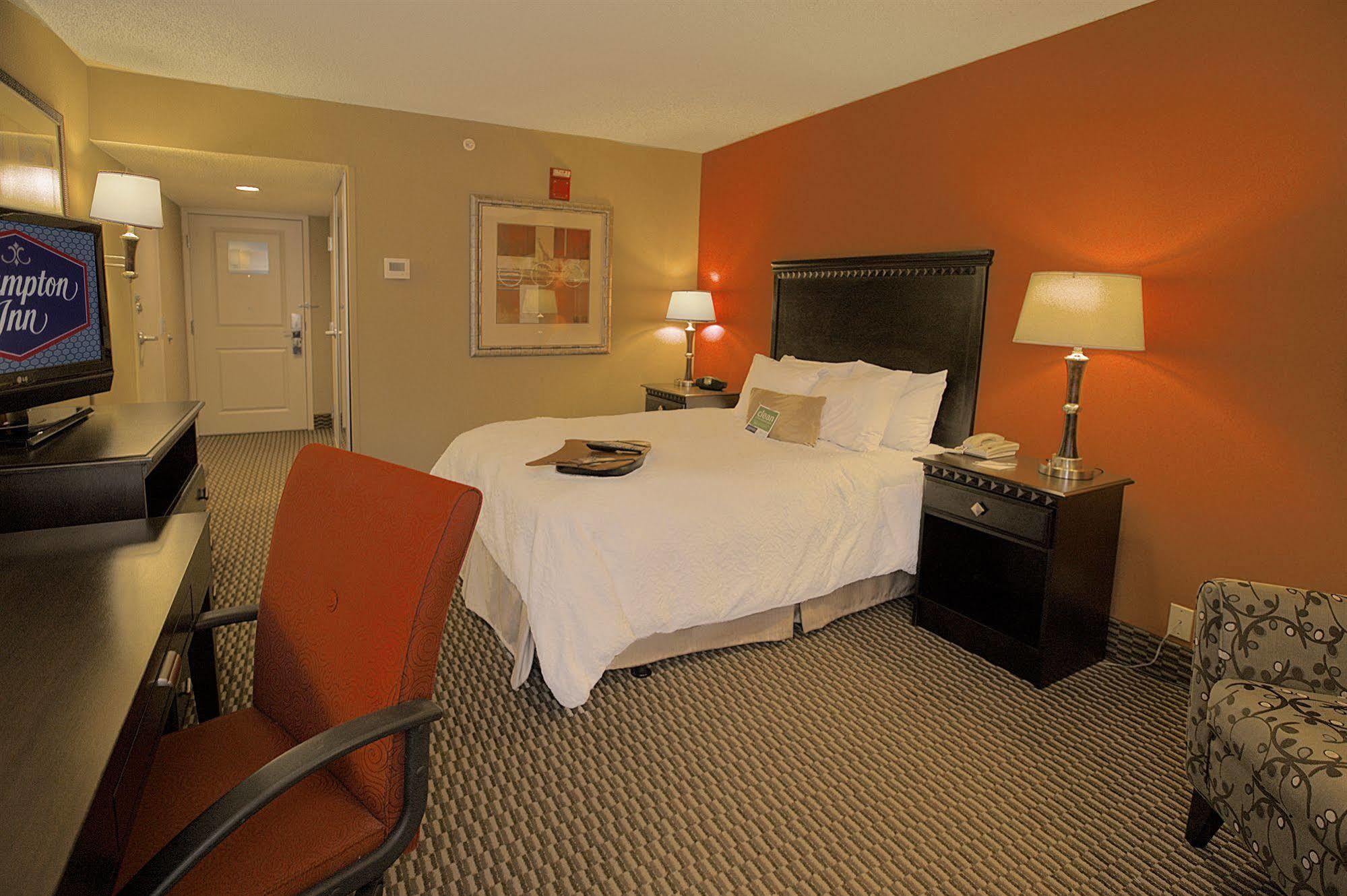 Hampton Inn Asheville - Biltmore Area Eksteriør bilde